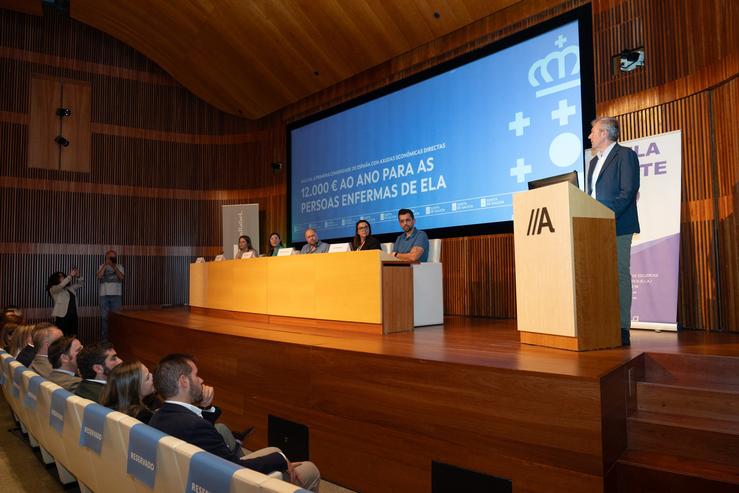 O presidente da Xunta, Alfonso Rueda, participa este mércores en clausúraa dunha xornada organizada pola Asociación Galega de Esclerose Lateral Amiotrófica (Agaela).. XUNTA / Europa Press
