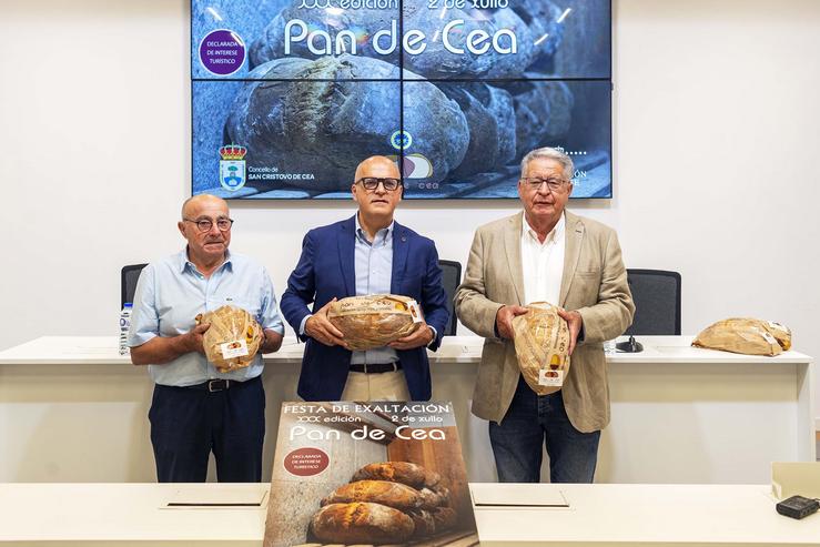 Ou Presidente Dá Deputación, Manuel Baltar, Participa Na Presentación Dá XXX Festa De Exaltación Do Pan De Cea.. ALBERTE PAZ 