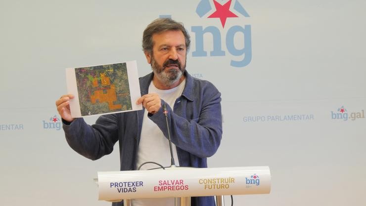 O deputado do BNG Luís Bará en rolda de prensa. BNG / Europa Press