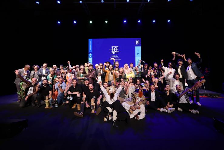 Foto final de grupo / Cedida Premios Martín Códax da Música.