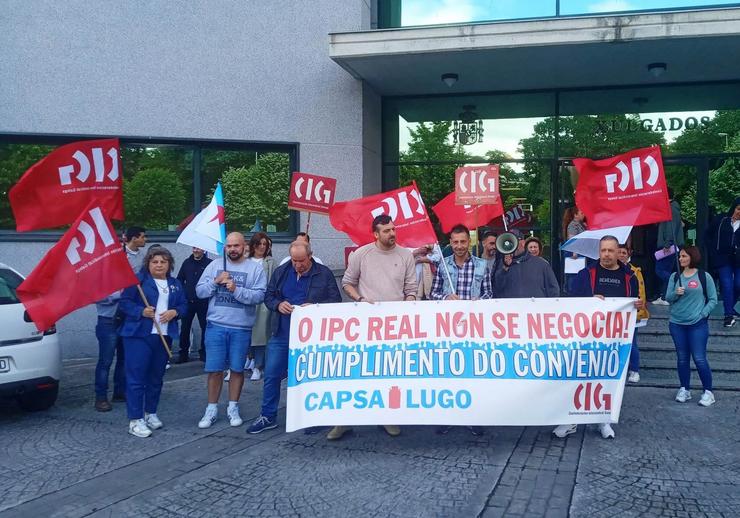Concentración deste venres ante os xulgados de Lugo. CIG / Europa Press
