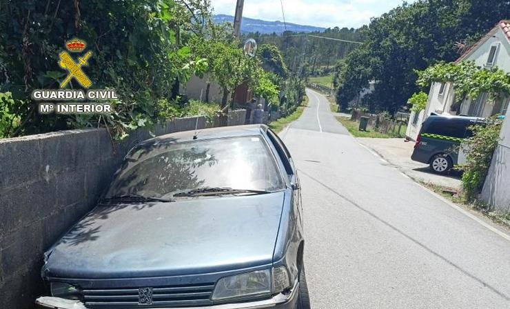 Dúas Notas De Prensa De Trafico. GARDA CIVIL 