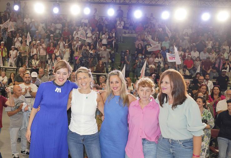 Mitin de Sumar con Yolanda Díaz, María Vázquez, Verónica M. Barbeiro, Marta Lois e Beira Hermida, no Pavillón dás Travesas, en Vigo, a 14 de xullo de 2023.. JORGE VÁZQUEZ-EUROPA PRESS / Europa Press