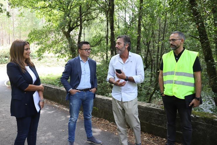 O conselleiro do Medio Rural, José González, nunha visita en Vilasantar (A Coruña). XUNTA