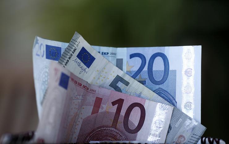 Billetes e moedas de euro 