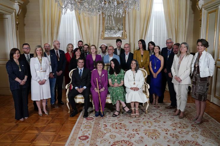 Foto de familia na sesión de constitución do Concello de Santiago de Compostela, a 17 de xuño de 2023, en Santiago de Compostela, A Coruña, Galicia.. Álvaro Ballesteros - Europa Press / Europa Press