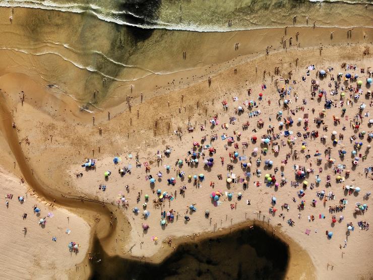 Imaxe aérea da praia de Panxón, en Nigrán / Agostime