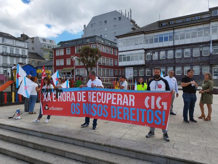 Concentración en Vilalba de persoal do servizo de recollida de lixo, en folga / CIG - Arquivo