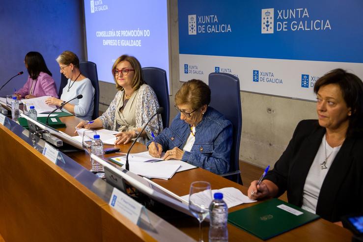A conselleira de Promoción do Emprego e Igualdade, Elena Rivo, asinará convenios de colaboración coas federacións de asociacións de mulleres rurais de Galicia para garantir a igualdade e erradicar a violencia de xénero / XOÁN CRESPO