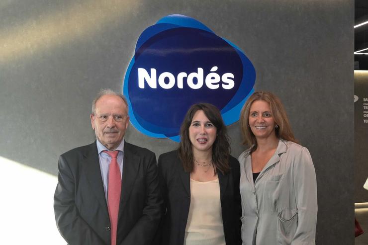 A conselleira de Economía, Industria e Innovación, María Jesús Lorenzana, participa nun coloquio do club Nordés 