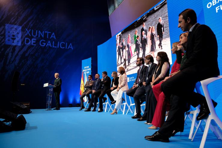 O presidente da Xunta, Alfonso Rueda, cos seus conselleiros 