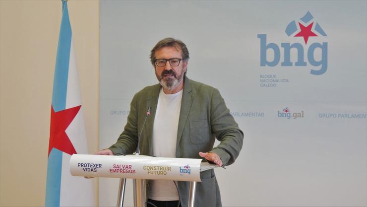 O viceportavoz do Grupo do BNG, Luís Bará, en rolda de prensa este luns no Parlamento de Galicia.. BLOQUE NACIONALISTA GALEGO / Europa Press