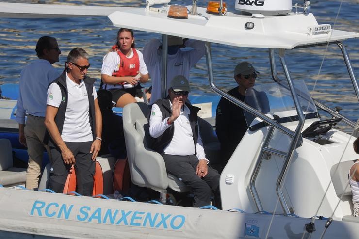 O Rei Emérito Juan Carlos sae a navegar no segundo día da 8ª Regata Rei Juan Carlos 