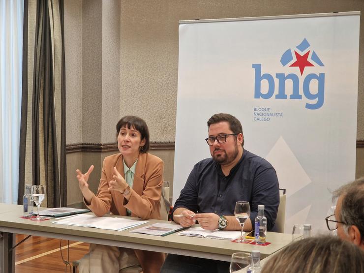 Ana Pontón e Xabier Pérez Igrexas este luns en Vigo / PEDRO DAVILA