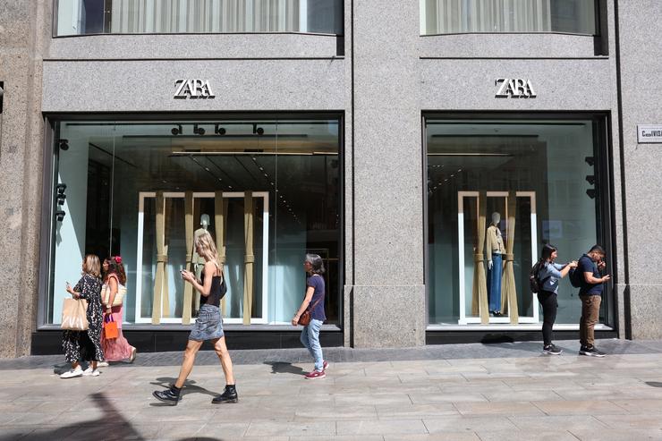 Fachada dunha tenda de Zara, a 11 de setembro de 2024, en Madrid 