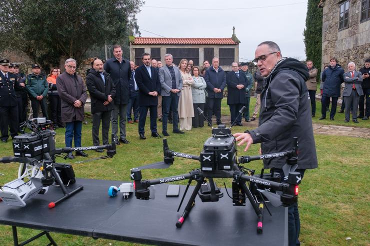 Presentación na Estrada (Pontevedra) do sistema Dronefinder. DAVID CABEZON / XUNTA / Europa Press