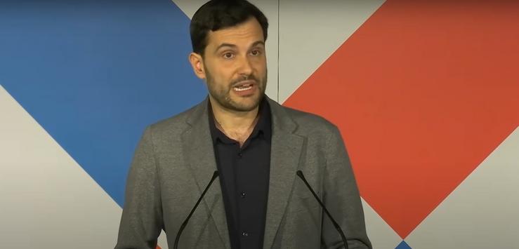 O portavoz de Sumar Galicia, Paulo Carlos López, na noite electoral do 18 de febreiro 