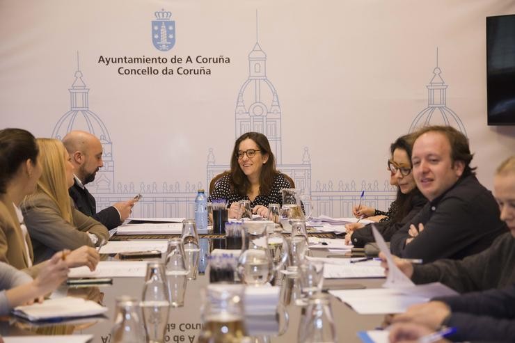 A alcaldesa da Coruña, Inés Rey, preside a Xunta de Goberno local / ANDY PÉREZ