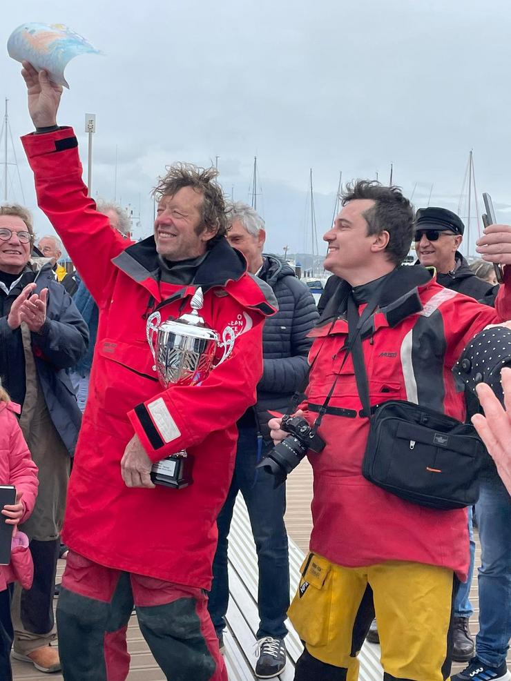 O navegante Philippe Delamare é o flamante gañador da Global Solo Challenge no Porto da Coruña / Maite Rojo