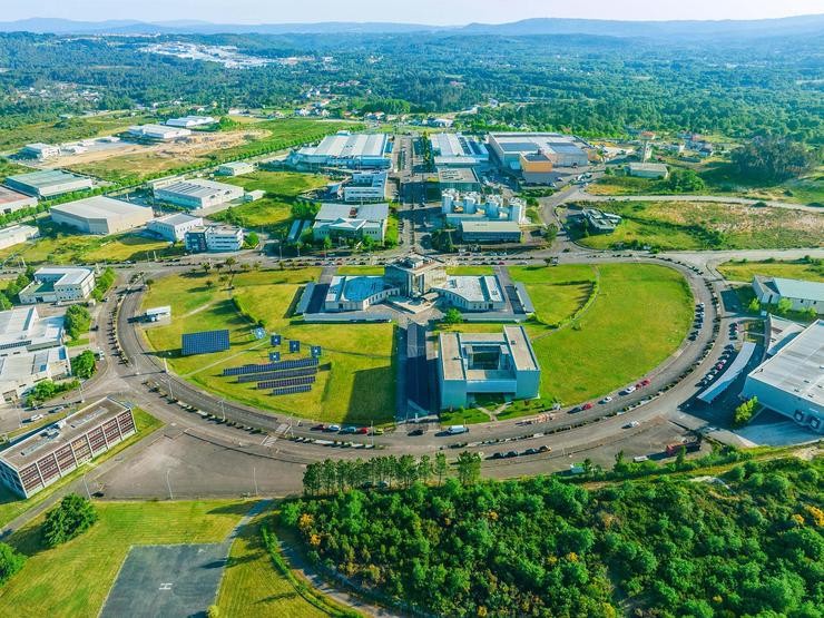 Tecnópole quere crear un gran bosque con árbores autóctonos para paliar a contaminación e a pegada de carbono 