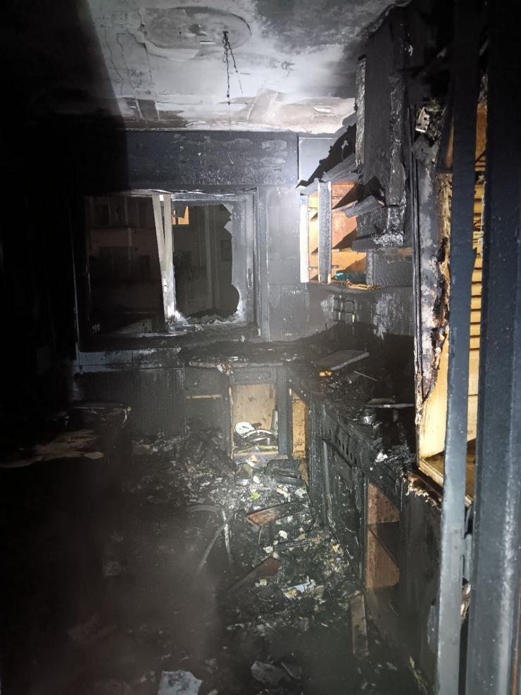 Incendio nun piso na rúa Soto, en Ferrol / CONCELLO DE FERROL
