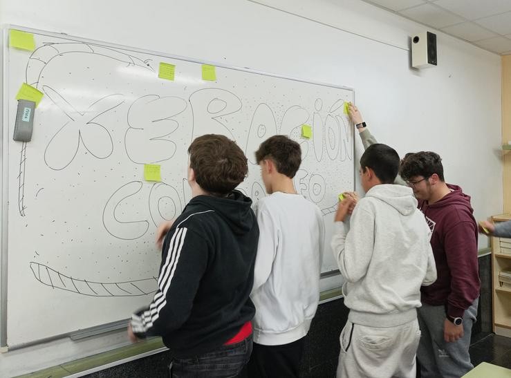 Estudantes nun instituto nunha campaña de igualdade para que se respecte o colectivo LGTB / Agareso