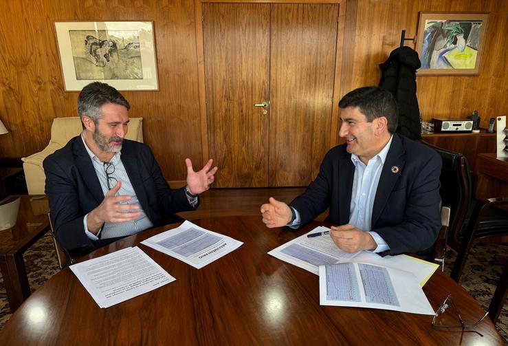 Reunión entre o presidente da Fegamp e o delegado do Goberno en Galicia.. DELEGACIÓN DO GOBERNO / Europa Press