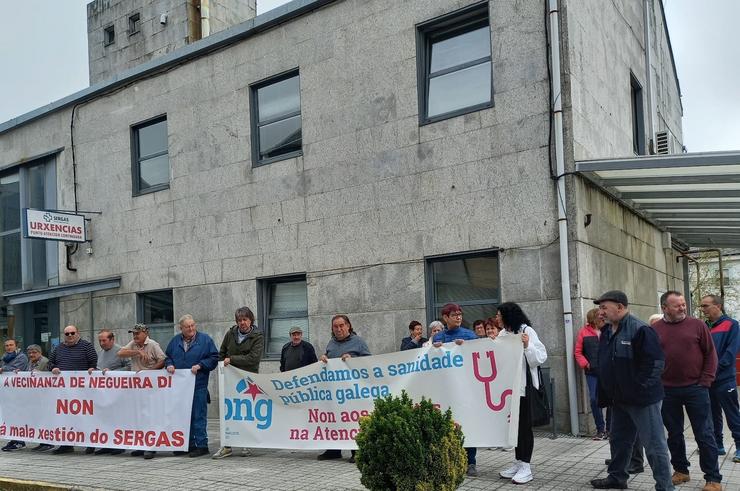 Concentración en favor da sanidade pública da Fonsagrada / BNG