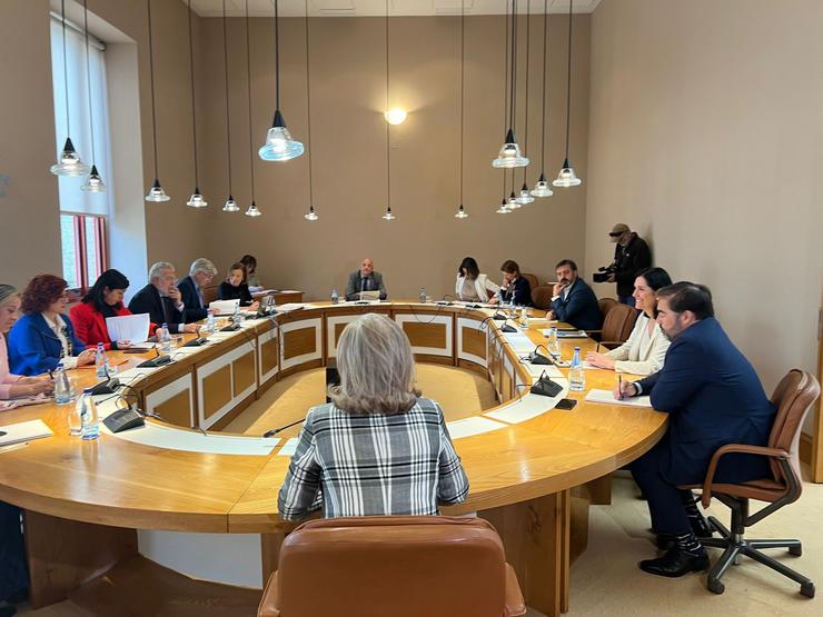 Xunta de portavoces do Parlamento de Galicia para organizar o primeiro pleno da XII Lexislatura / Europa Press