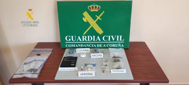 Detidas catro persoas pola súa presunta relación coa venda de droga por menudeo na zona do Barbanza / GARDA CIVIL - Europa Press