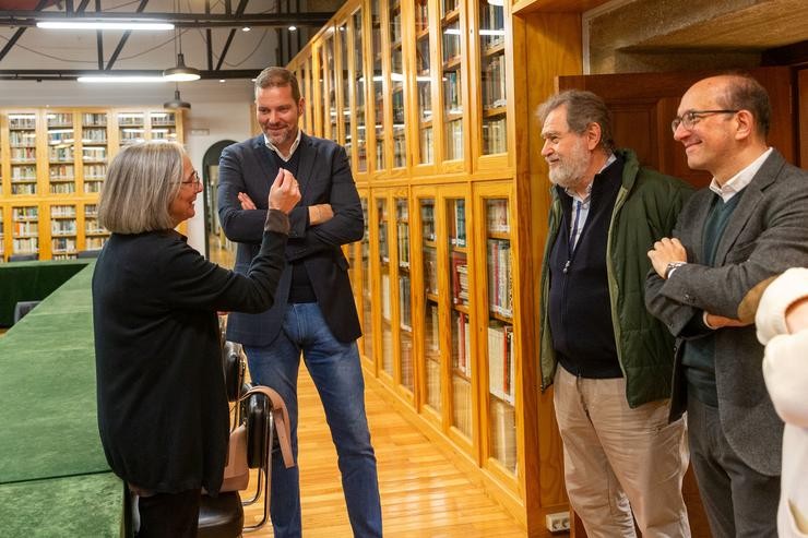 O titular de Cultura, Lingua e Xuventude, José López Campos, acompañado do director xeral de Cultura, Anxo Lorenzo, visitará o Museo do Pobo Galego. XOÁN CRESPO 