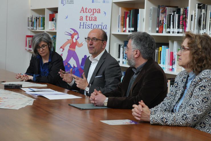 De esquerda a dereita, Patricia Porto, Anxo Lorenzo, Óscar Porral e  María Cristina Rubal na presentación de 