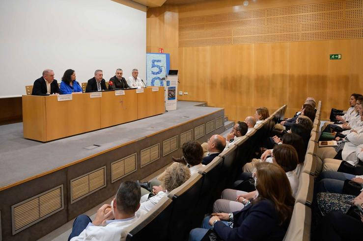 O conselleiro de Sanidade, Antonio Gómez Caamaño,  mantén un encontro co equipo directivo da área sanitaria da Coruña e Cee / MONCHO FUENTES