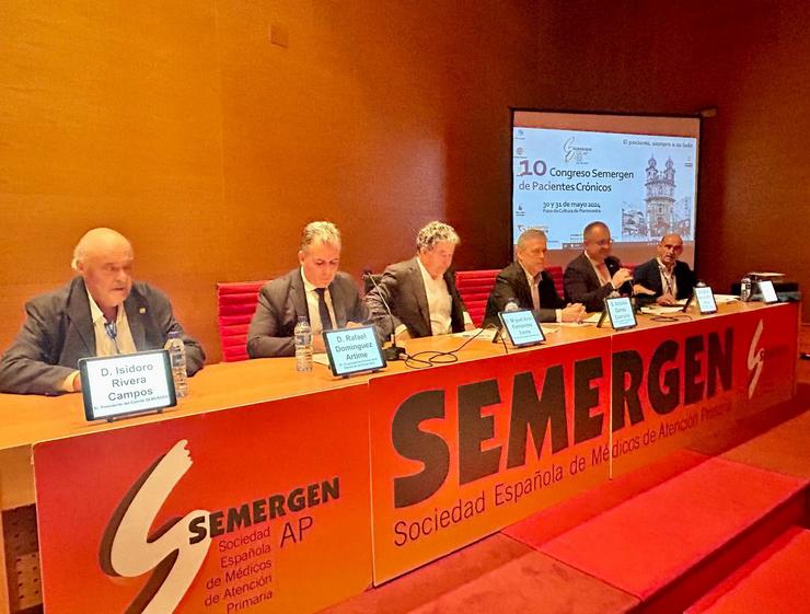 O conselleiro de Sanidade, Antonio Gómez Caamaño, e o alcalde de Pontevedra, Miguel Anxo Fernández Lores, inauguran unhas xornadas. XUNTA 