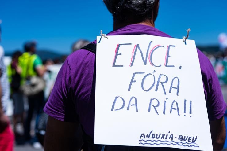 Arquivo - Varias persoas marchan nunha protesta contra a empresa Ence (Enerxía e Celulosa S.A.), a 25 de xuño de 2023, en Pontevedra, Galicia.. Elena Fernández - Europa Press - Arquivo / Europa Press