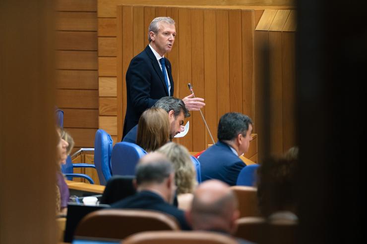 O presidente da Xunta, Alfonso Rueda, na sesión de control no Parlamento galego.. XUNTA / Europa Press