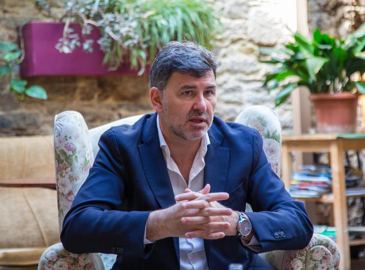 O eurodeputado do PSdeG, Nicolás González Casares, nun almorzo informativo. PSDEG / Europa Press