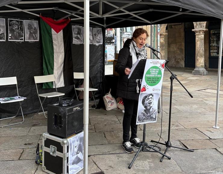 Lectura de nomes de nenos e nenas asasinadas en Gaza en Santiago, a 24 de outubro de 2025.. COMPOSTELA POR PALESTINA