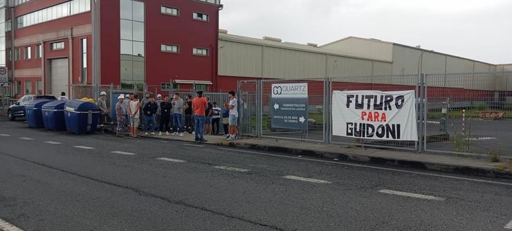Protesta de traballadores de Guidoni Quartz en Narón 