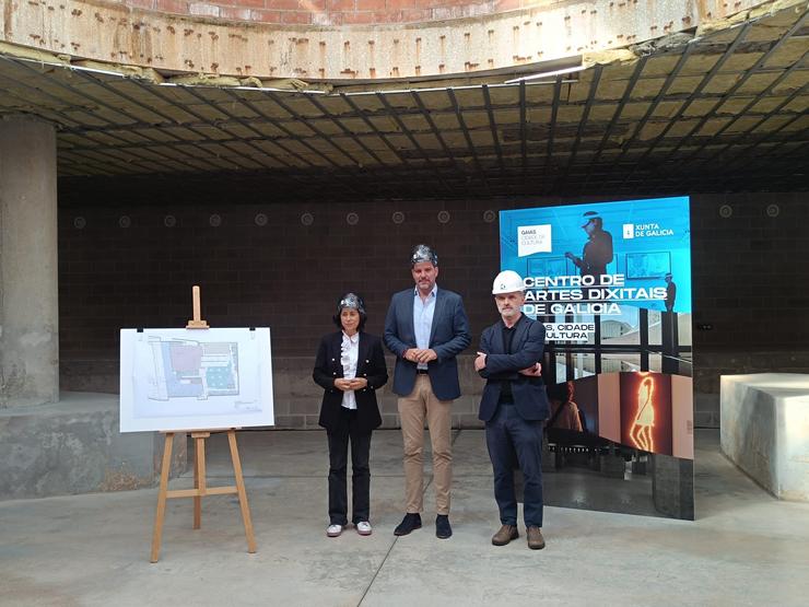 O conselleiro de Cultura, Lingua e Xuventude, José López Campos, nas obras do novo Centro de Artes Dixitais de Galicia 
