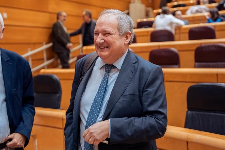 O ministro de Industria e Turismo, Jordi Hereu, durante unha sesión de control ao Goberno no Senado, a 11 de febreiro de 2025, en Madrid (España). O Goberno enfróntase á primeira sesión de control no senado do 2025 e responderán a preguntas de. Gabriel Luengas - Europa Press / Europa Press