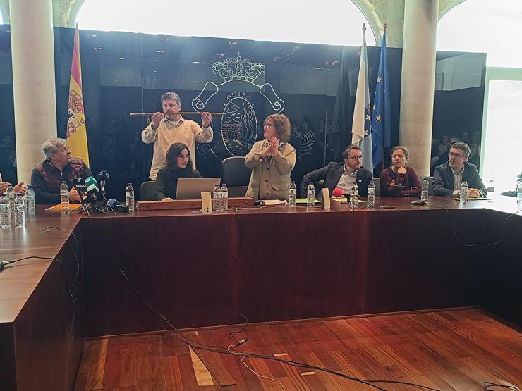 O popular Francisco Calo asume o bastón de mando do concello de Outres tras prosperar a moción de censura contra Manuel Gonzalez / Europa Press