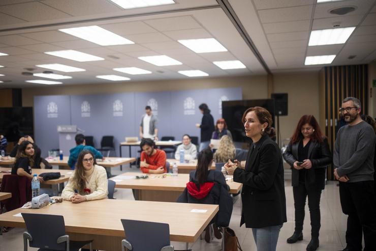 Arquivo - Imaxe da ministra de Sanidade, Mónica García, durante a súa visita a unha das probas do MIR.. MINISTERIO DE SANIDADE - Arquivo / Europa Press