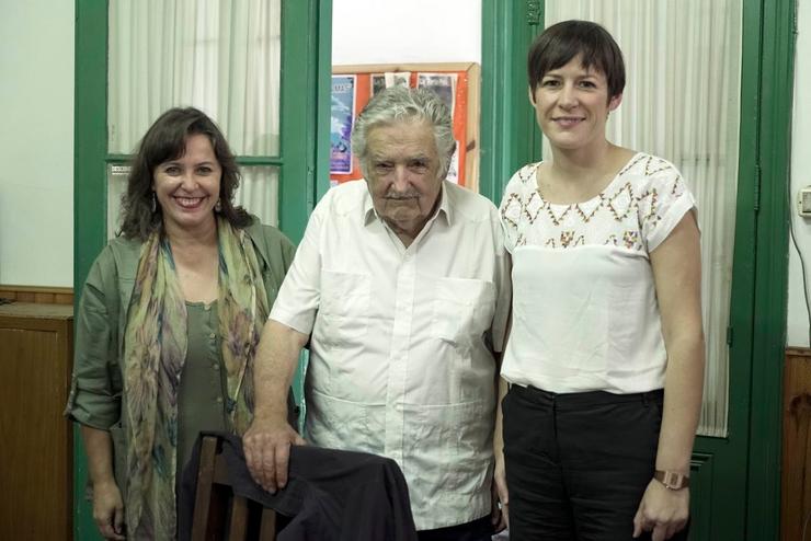 Arquivo - Ana Miranda, Mujica e Ana Pontón en Uruguai. BNG - Arquivo 