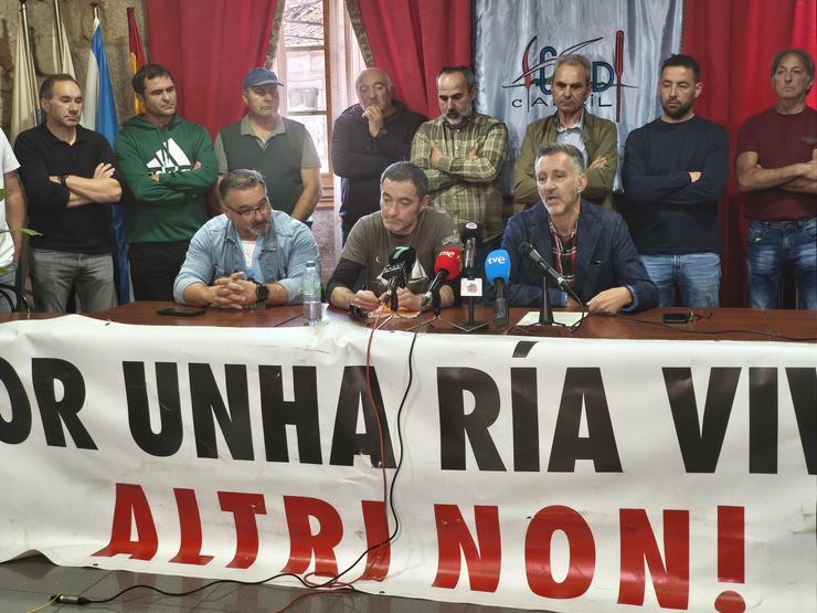 Rolda de prensa de Adega e APDR anunciando un recurso xudicial contra Altri 