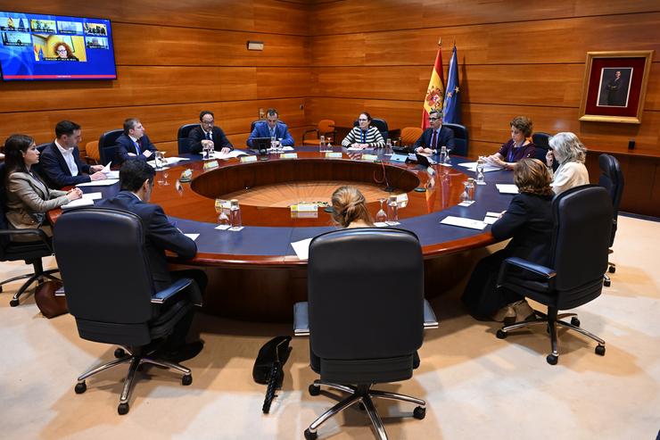 O ministro de Presidencia, Félix Bolaños, preside o Comité de Situación para analizar a volta á normalidade tras a crise eléctrica 