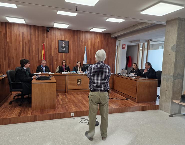 Imaxe do condenado de abuso sexual e manoseos durante a vista de conformidade. / Europa Press