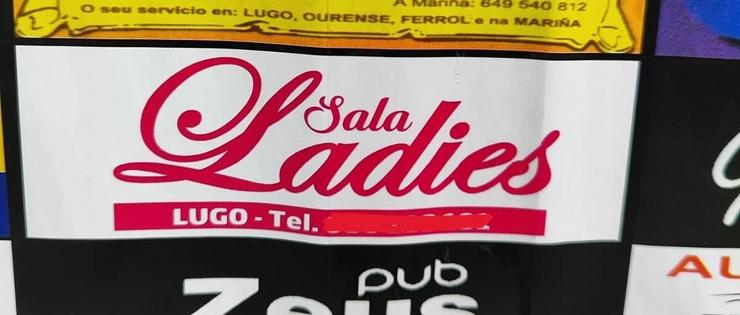 Anuncio dun clube de alterne nun cartel de festas de Outeiro de Rei / El Progreso