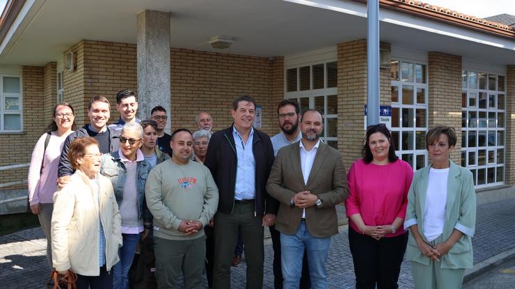 O secretario xeral do PSdeG, José Ramón Gómez Besteiro, nunha visita a Curtis (A Coruña). PSDEG 