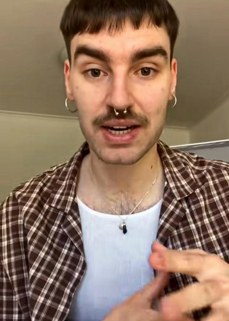Antón, creador da conta de Tik Tok @ant0ntisim0 